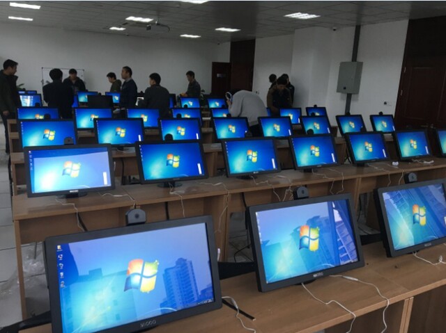 蘇州園區(qū)車(chē)管所考試機(jī)27臺(tái)、學(xué)習(xí)機(jī)48臺(tái)、排隊(duì)叫號(hào)系統(tǒng)